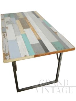 Folding table with patchwork wooden top in patina