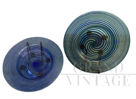 Pair of Venini style plates in blue and green Murano glass with gold, 1980s