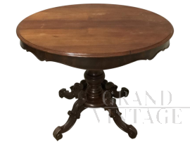 Small antique oval table in mahogany from the 1800s
