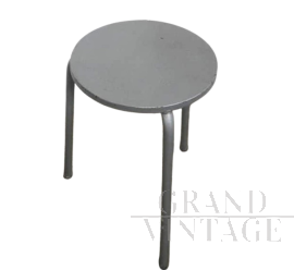 Vintage round three-legged iron stools, 1980s