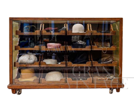 Shop display cabinet showcase with drawers for shirts or hats