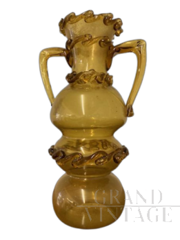 Antico vaso in vetro Murano color ambra di fine '800, decorato in rilievo                            