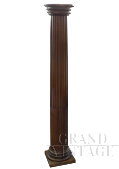 Colonna vintage in legno scolpito dell'800