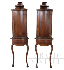 Coppia di angoliere del XVIII secolo, periodo Luigi XV                            