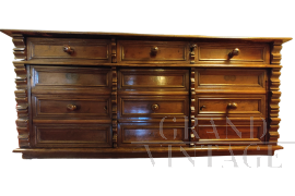 Large 17th century Italian sideboard or chest of drawers in walnut
