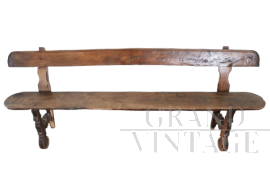 Grande panca rustica antica in castagno massello, fine XIX secolo                            