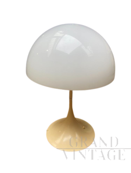 Lampada Panthella di Verner Panton per Louis Poulsen, 1971