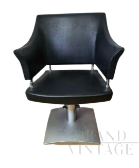 Vintage barber chair from the Pietranera Italian brand