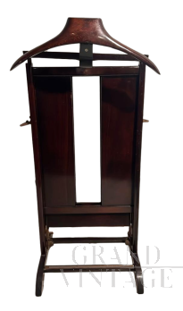 Vintage Fratelli Reguitti style valet stand in walnut and brass, 1970s     