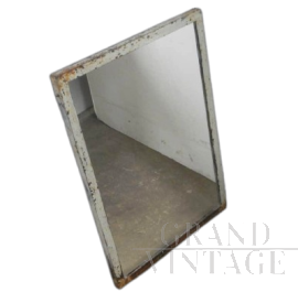 Specchio con cornice in ferro in stile industriale, anni '50                            