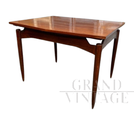 Tavolo allungabile in stile scandinavo con piano esagonale                            