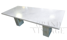 Delfi table by Carlo Scarpa in crystalline marble                          
                            