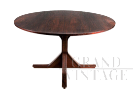 Round table by Gianfranco Frattini for Bernini