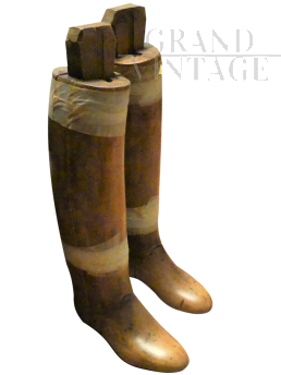 Allarga stivali antichi in legno