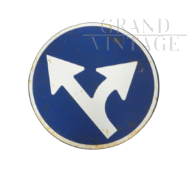 Cartello stradale vintage di direzione consentita, 1980 