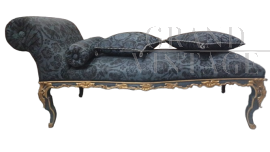 Dormeuse antica Luigi XIV rivestita in seta San Leucio blu                            