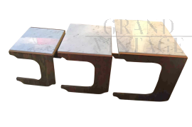 Set di 3 tavolini a nido scandinavi in teak e marmo bianco                            