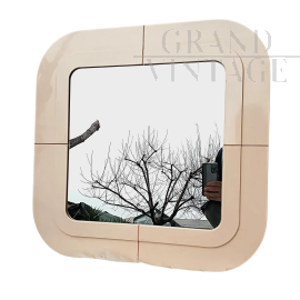 Specchio design di Anna Castelli Ferrieri per Kartell                            