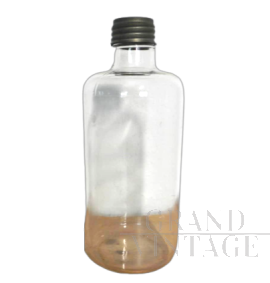 Bottiglia da laboratorio vintage in vetro con tappo                            