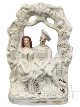 Figurina in porcellana Staffordshire inglese