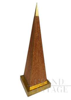 Obelisco vintage in midollino e metallo dorato firmato Tarzia, anni '60                            