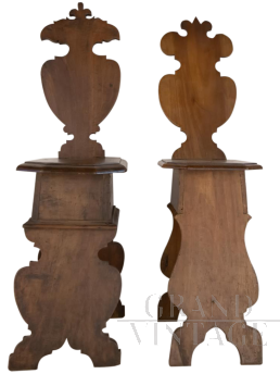 Due sgabelli del 1500