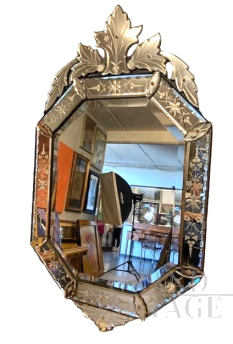 Specchio liberty ottagonale in vetro di Murano, anni '30                            
