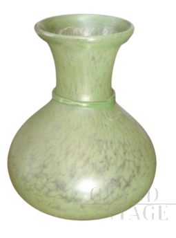 Vaso vintage in vetro di Murano verde con riflessi a lustro                            