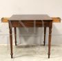 Small antique Louis Philippe table in walnut, 19th century Italy