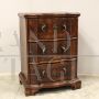 Small antique Venetian dresser from the Louis XV period in walnut, Italy 18th century