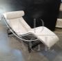 90s Bauhaus-inspired chaise longue in white leather
