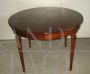 Antique oval extendable table in walnut, late 19th century