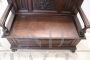 Antique Renaissance style entrance chest in carved walnut, late 19th century