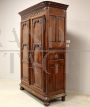 Antique Louis XIV wardrobe cupboard in walnut from the 18th century