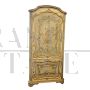 Antique corner cabinet in lacquered and gilded wood with floral motifs