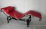 Bauhaus style chaise longue in genuine red leather, recent production