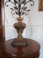 Antique style wooden table lamp with floral pattern in iron and sheet metal