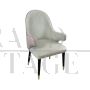 Design end chair in pink and white velvet