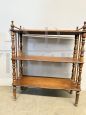 Étagère whatnot open bookcase from the early 1900s with turned details