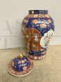 Japanese vase with lid from the early 1900s, signed
