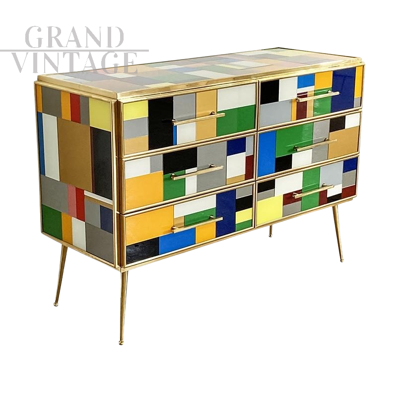 Cassettiera comò design rivestita con vetri di Murano multicolore, anni '80                            