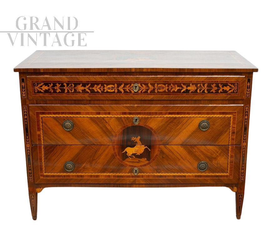 Cassettone comò Lombardo antico del XVIII secolo, epoca Luigi XVI                            