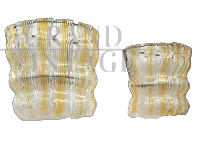 Coppia di applique con lastre in vetro Murano, anni '70