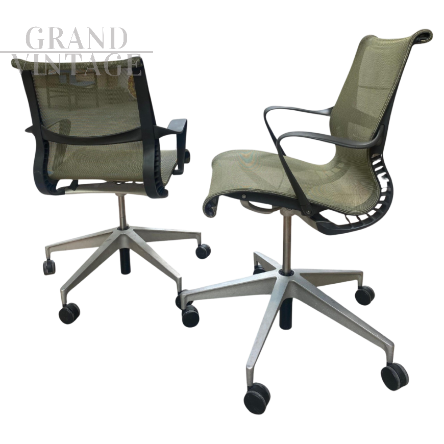 Coppia di poltrone da ufficio Setu di Herman Miller                            