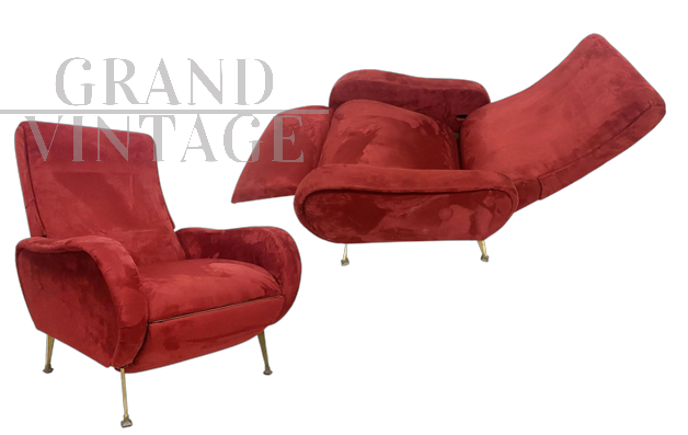 Coppia di poltrone stile Lady di Zanuso reclinabili in velluto rosso, anni '70                            