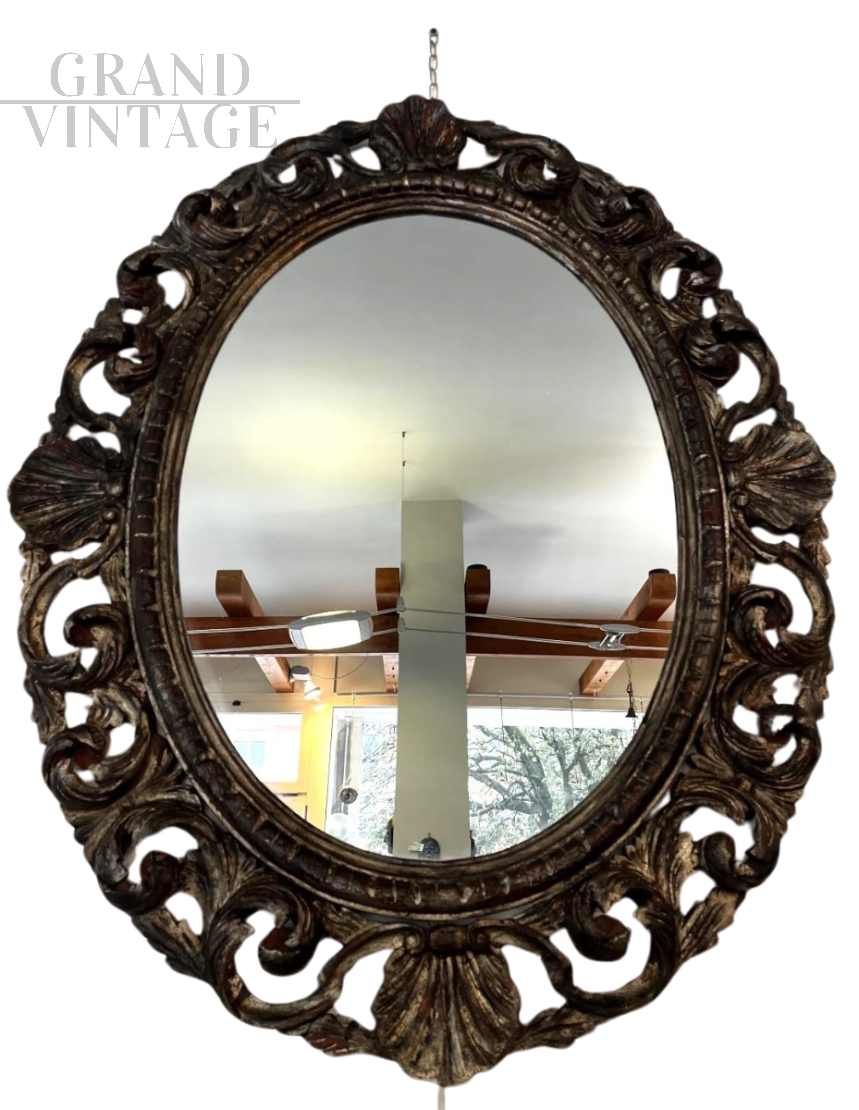 Grande specchiera fiorentina vintage in legno                            