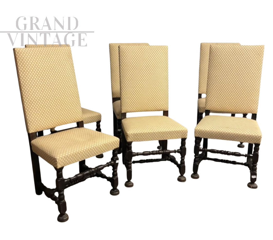 Gruppo di sei sedie a rocchetto imbottite di fine '800                            