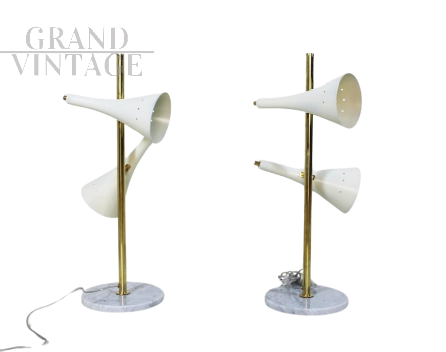 Lampada da tavolo a doppio cono in stile Stilnovo anni '70                            