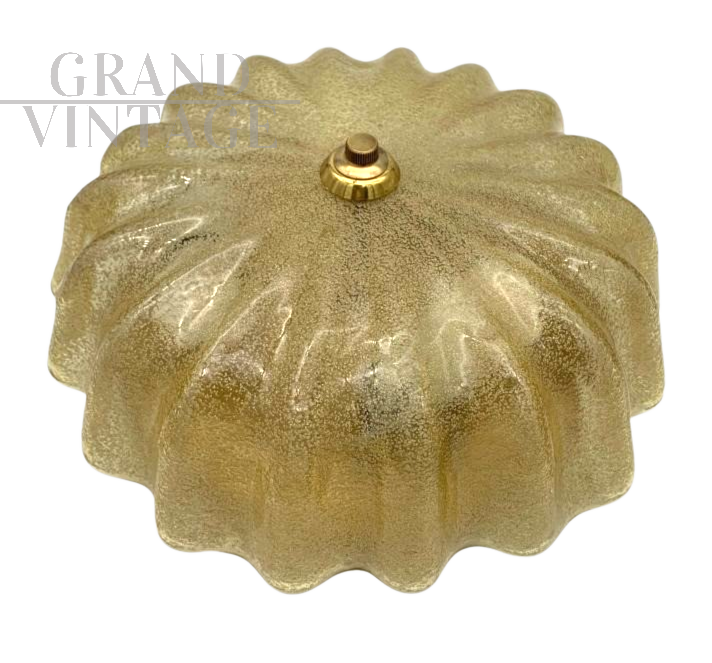 Plafoniera attr. Seguso in vetro di Murano color ocra, anni '60                            