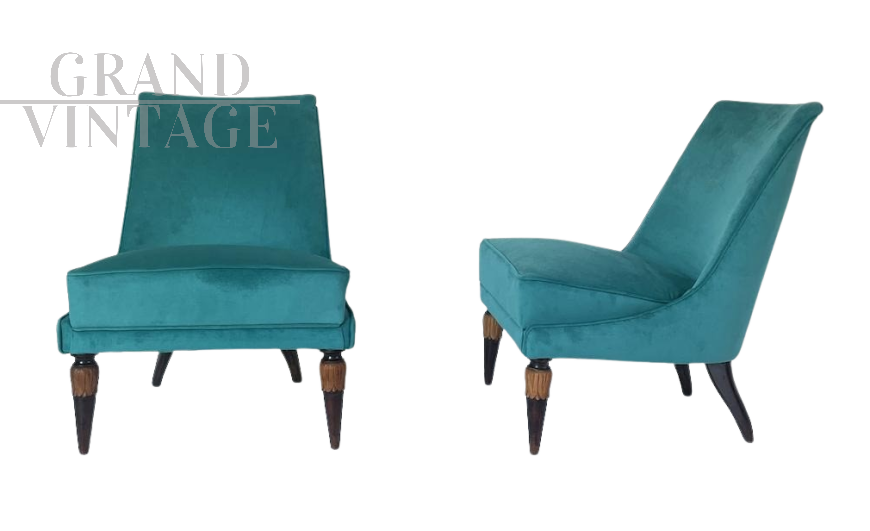 Coppia di poltrone vintage design anni '70 in velluto verde ottanio                            